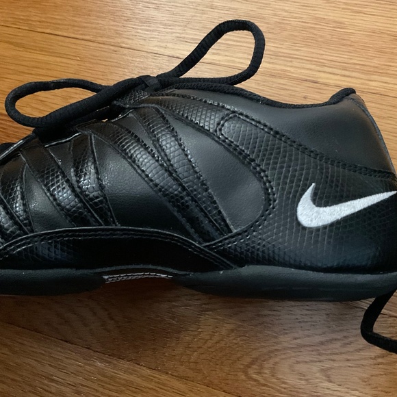 NIKE Black NE MARQUE PAS Non Marking Aerobic Dance Cheer Women Shoes Sz 7.5 - Picture 11 of 12